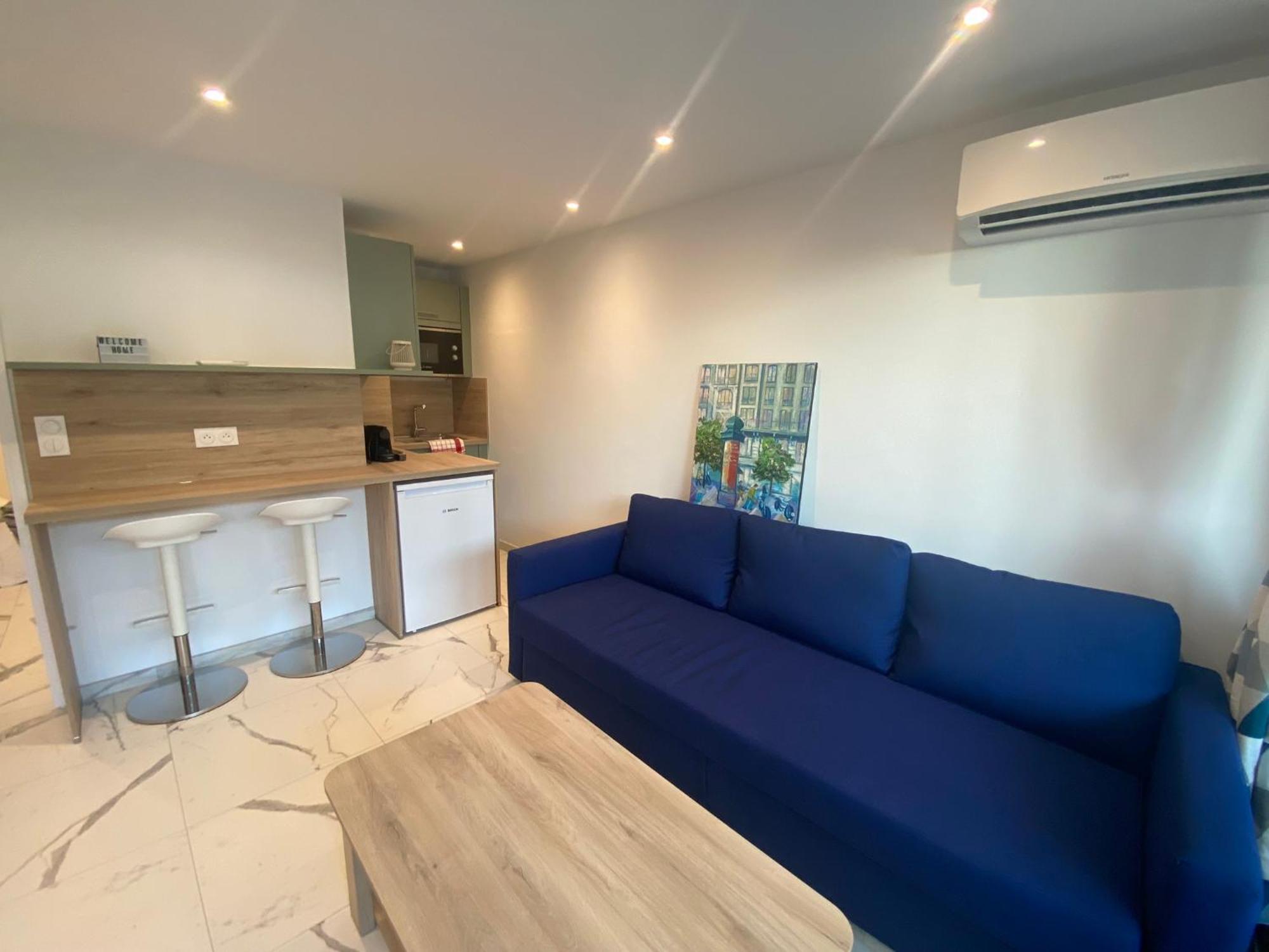 Appartement Face Mer Et Port Santa Lucia Climatise Et Wifi Saint-Raphaël 外观 照片